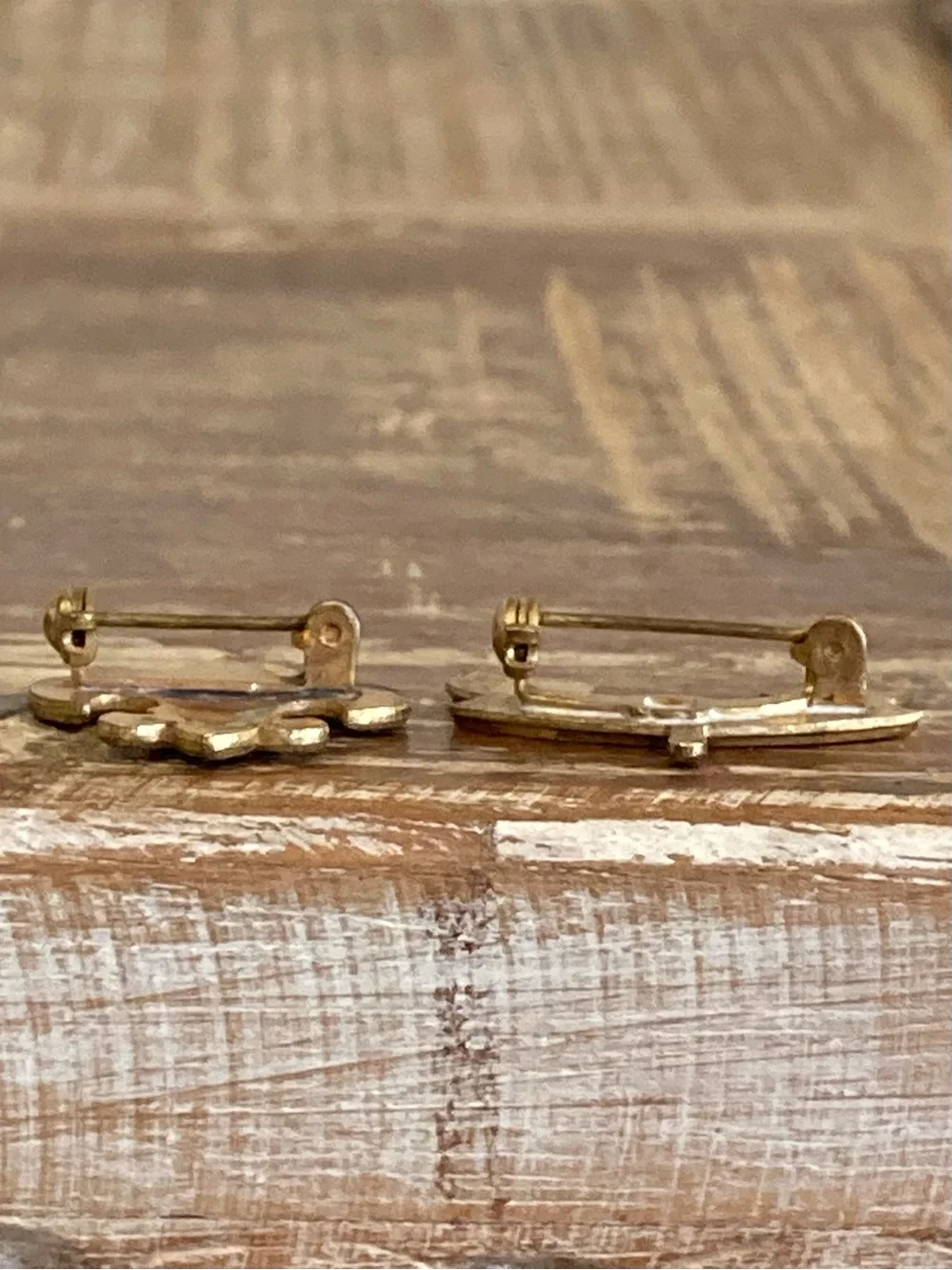 Gold Boy Scouts 'Be Prepared' Pin Set